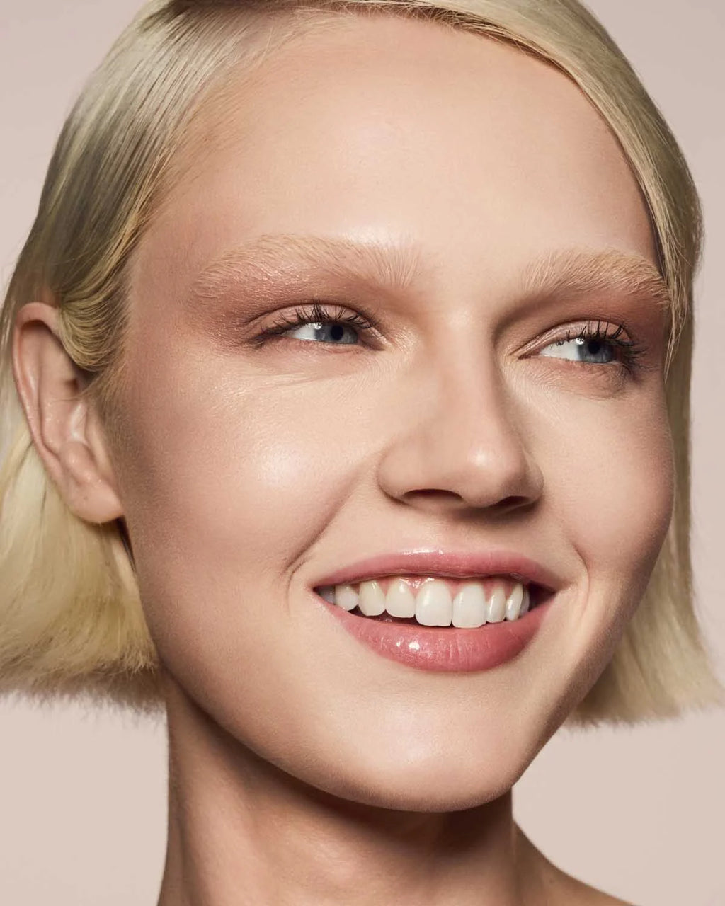 Fu$$y-Gloss Bomb Universal Lip Luminizer